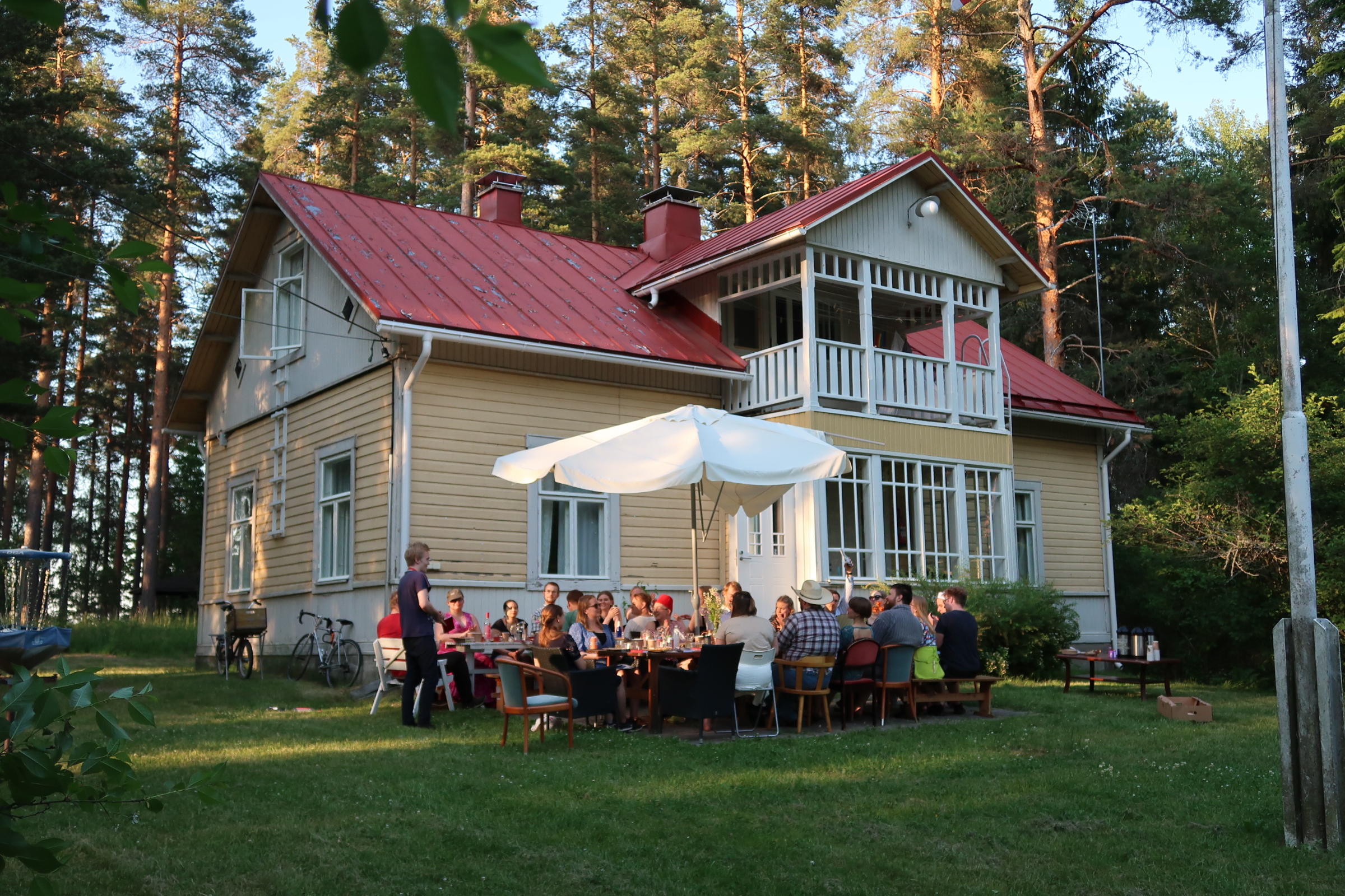Koivuniemen päärakennus