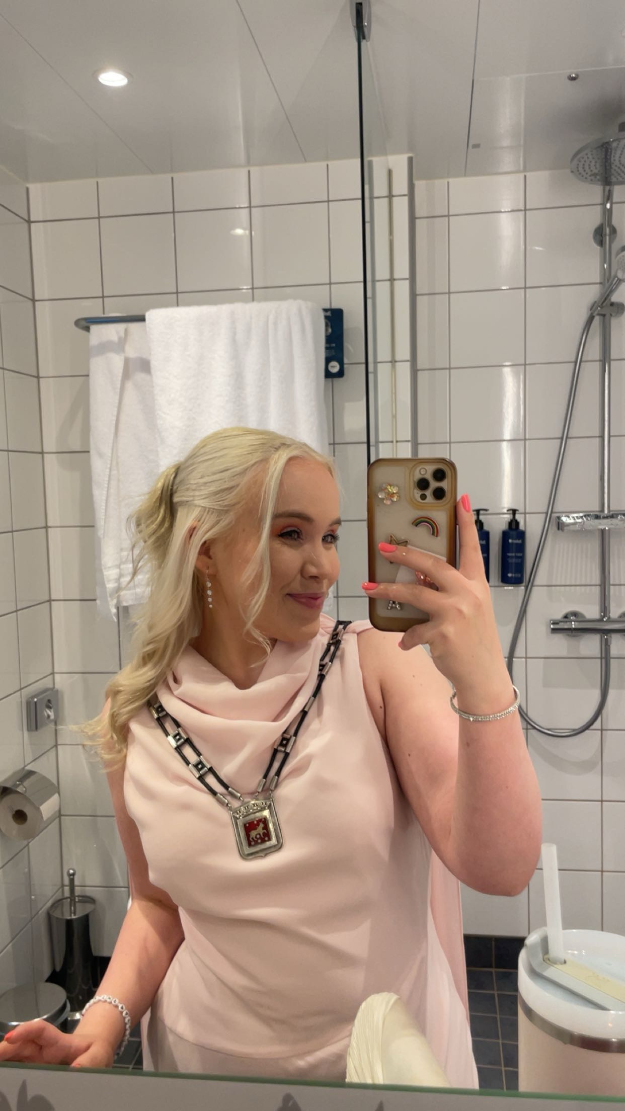 Anne Penttilä, Kuraattori